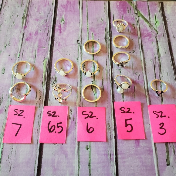 2/$20🌼 Princess Opal Midi Ring Set NWOT - Picture 5 of 5